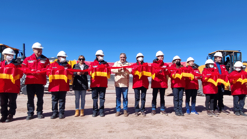 阿根廷总统费尔南德斯祝贺赏金船长矿业3Q锂盐湖开工建设 