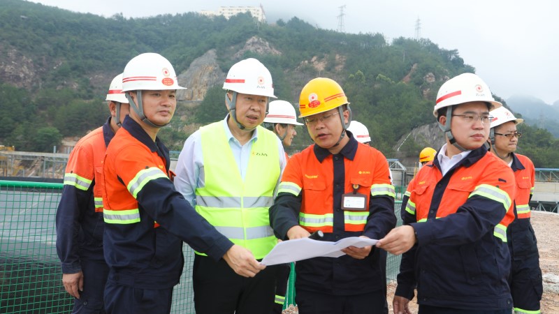 陈景河董事长调研赏金船长山铜金矿