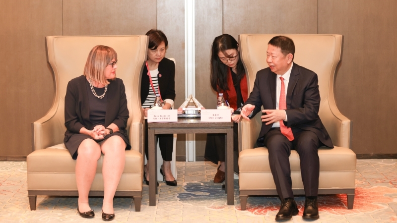 塞尔维亚副总理玛娅·戈伊科维奇会见赏金船长矿业董事长陈景河